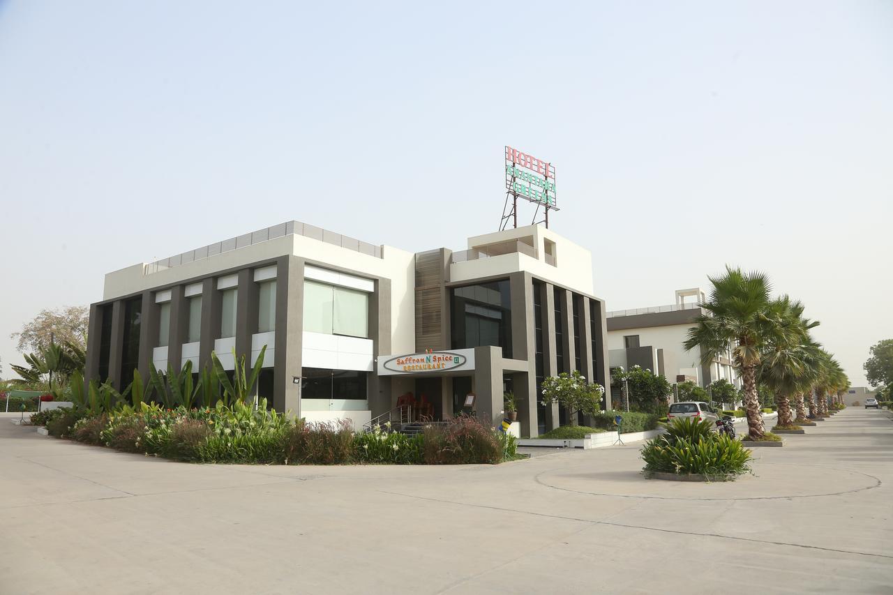 Hotel Anantaragreens Disa Exterior foto